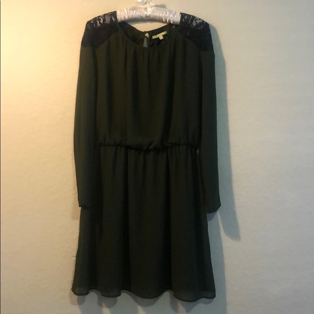 Forest Green long-sleeved dress